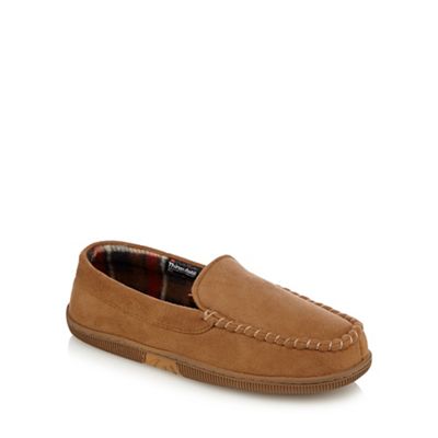 Maine New England Tan moccasin slippers